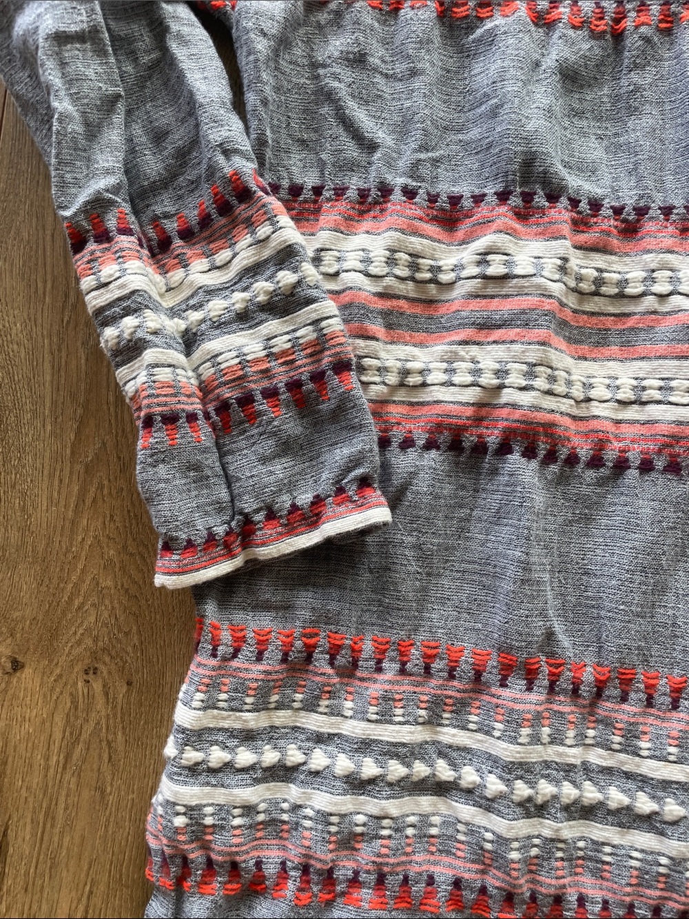 Lemlem Gray Knit Hooded Pullover with Pink Logo Detail - Picture 4 of 11
